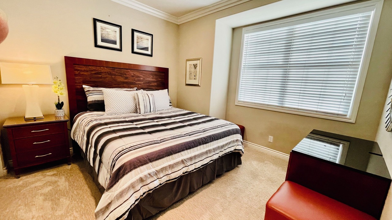 Photo of Bedroom in East Side Costa Mesa