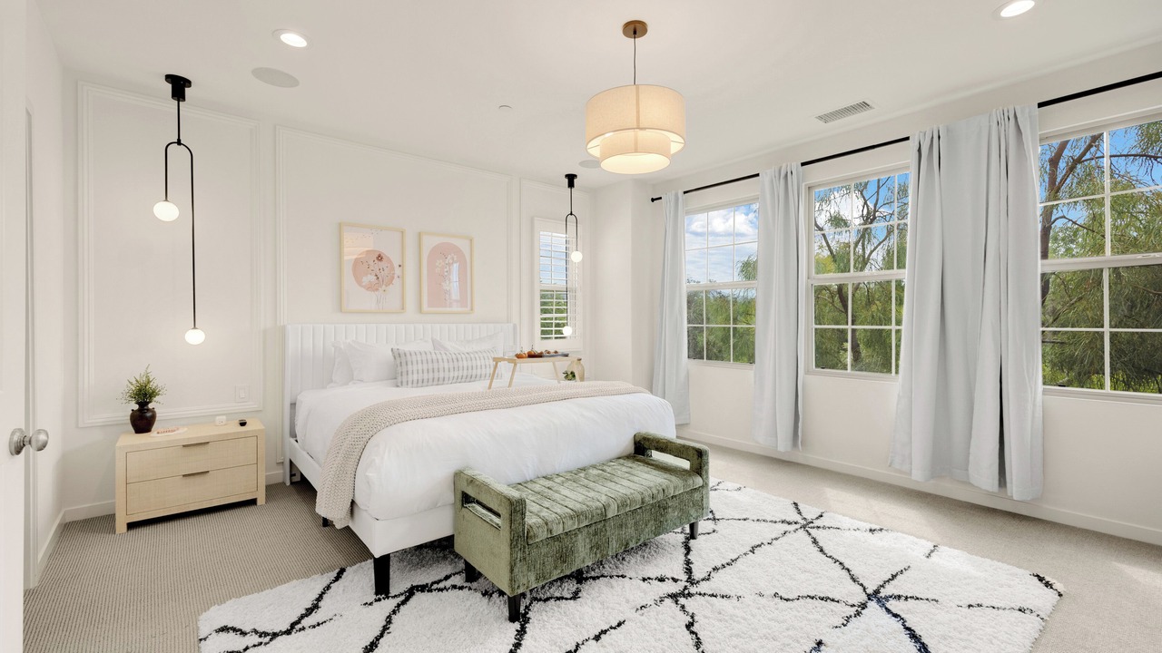Photo of Bedroom in Portola Springs