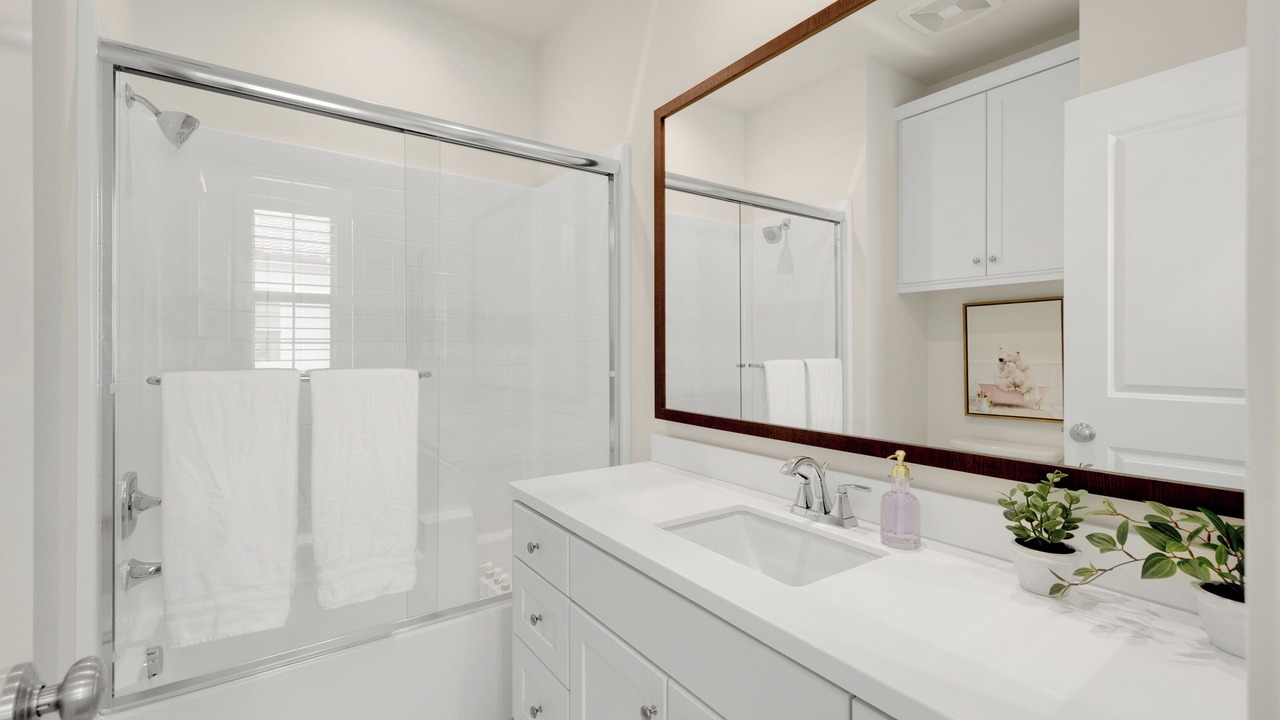 Photo of Bathroom in Portola Springs