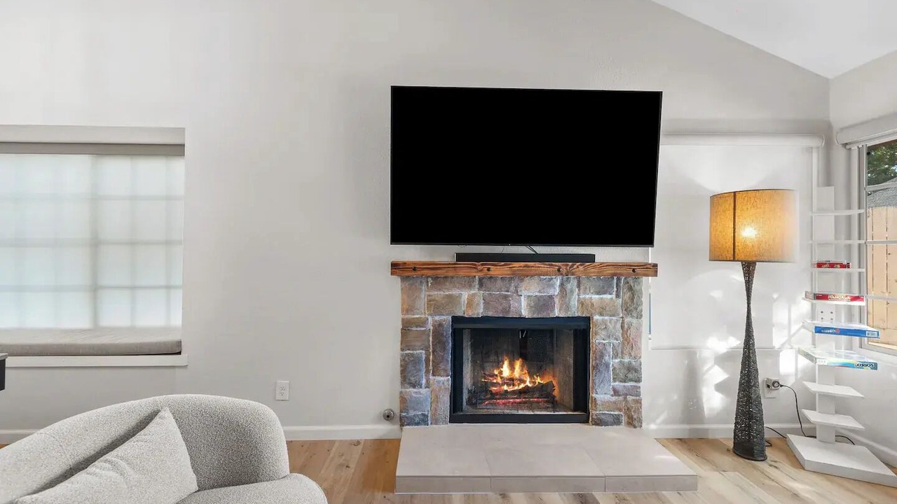 Photo of Livingroom in Mira Mesa