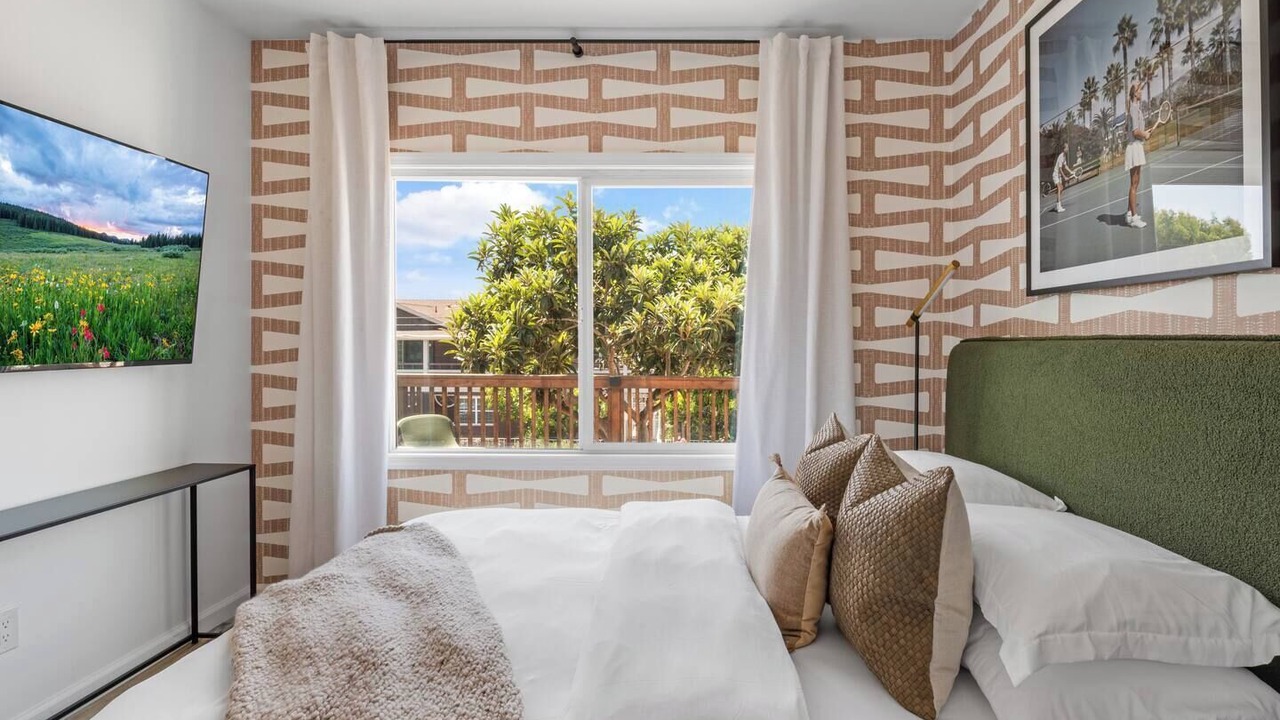 Photo of Bedroom in Mission Hills