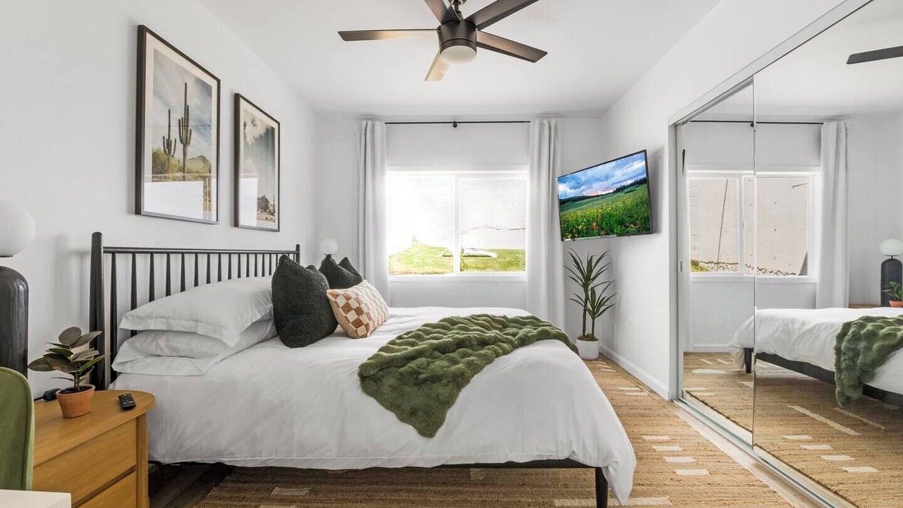 Photo of Bedroom in Mission Hills
