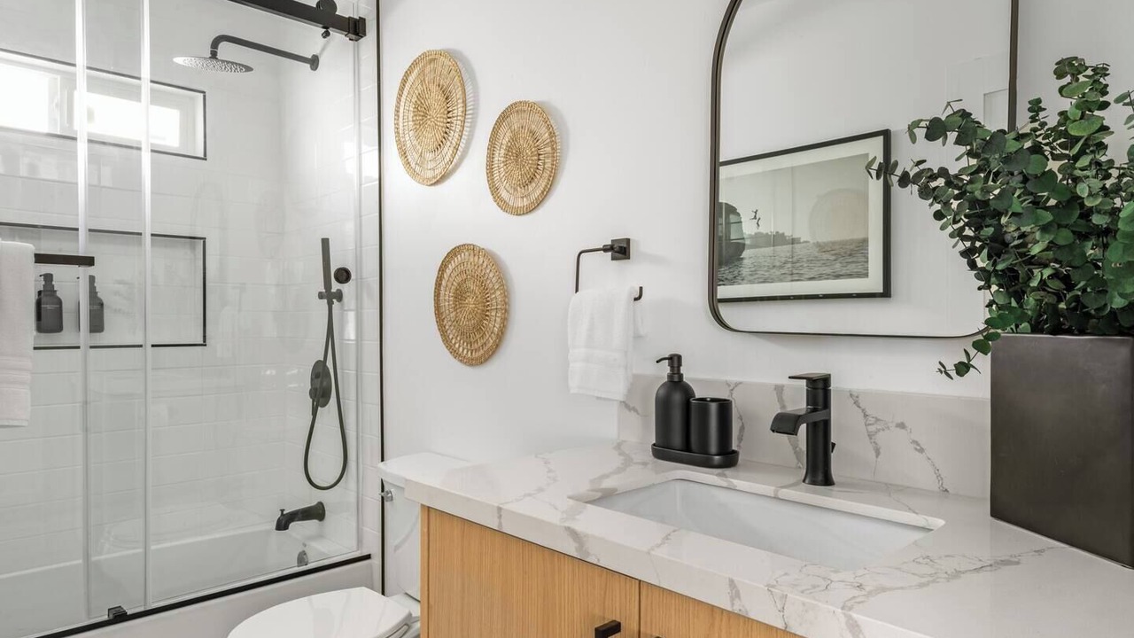 Photo of Bathroom in Mission Hills