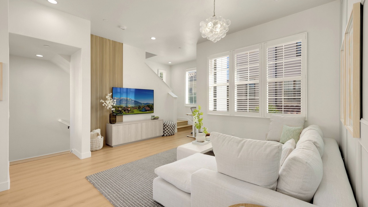 Photo of Livingroom in Portola Springs