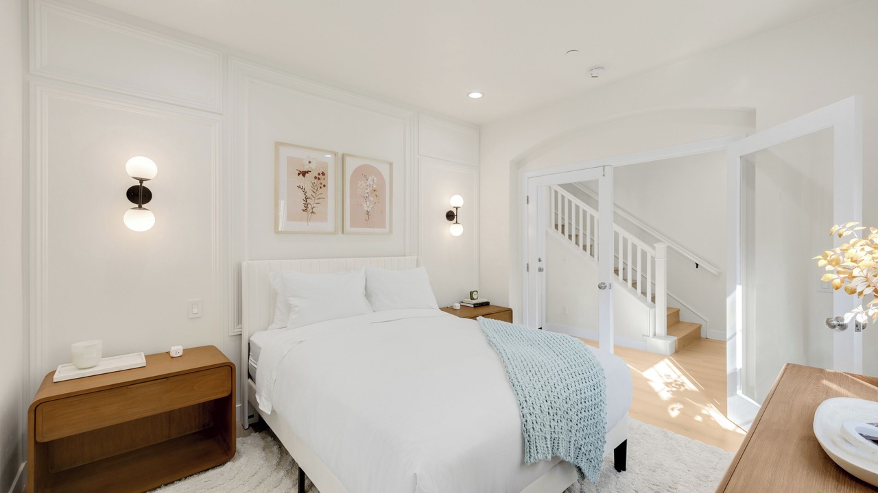 Photo of Bedroom in Portola Springs