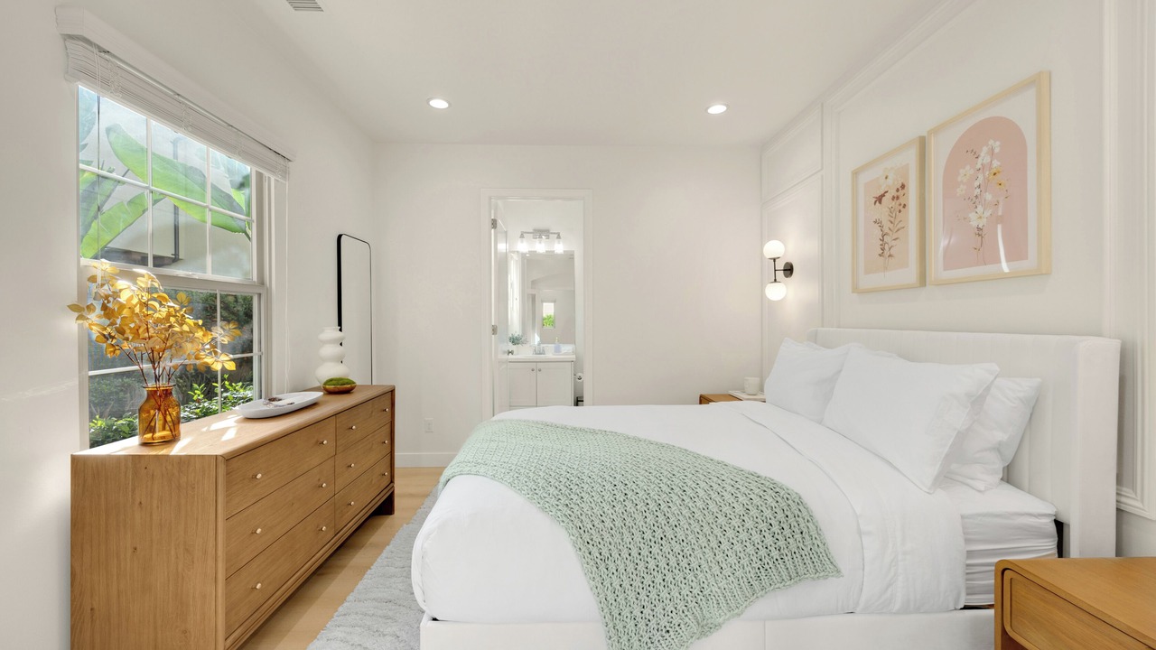 Photo of Bedroom in Portola Springs