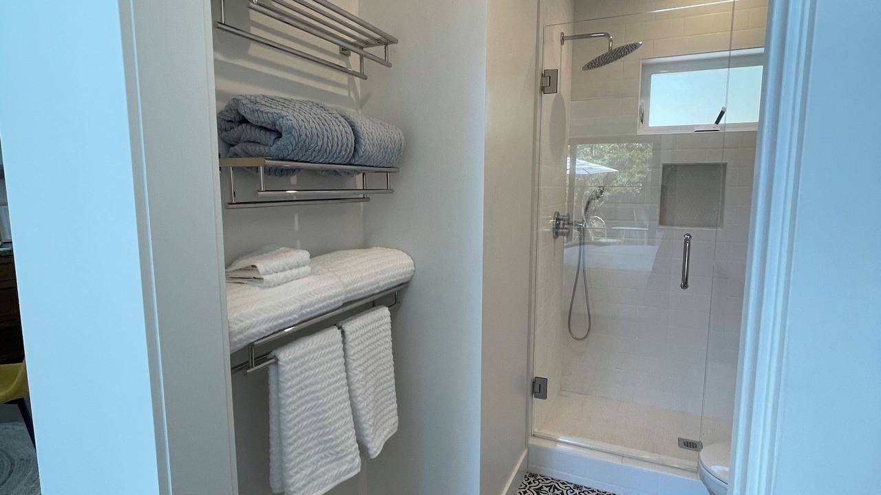 Photo of Bathroom in Glenwood