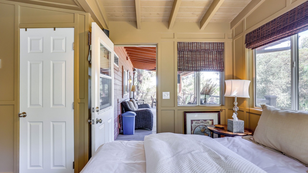 Photo of Bedroom in Valley Center