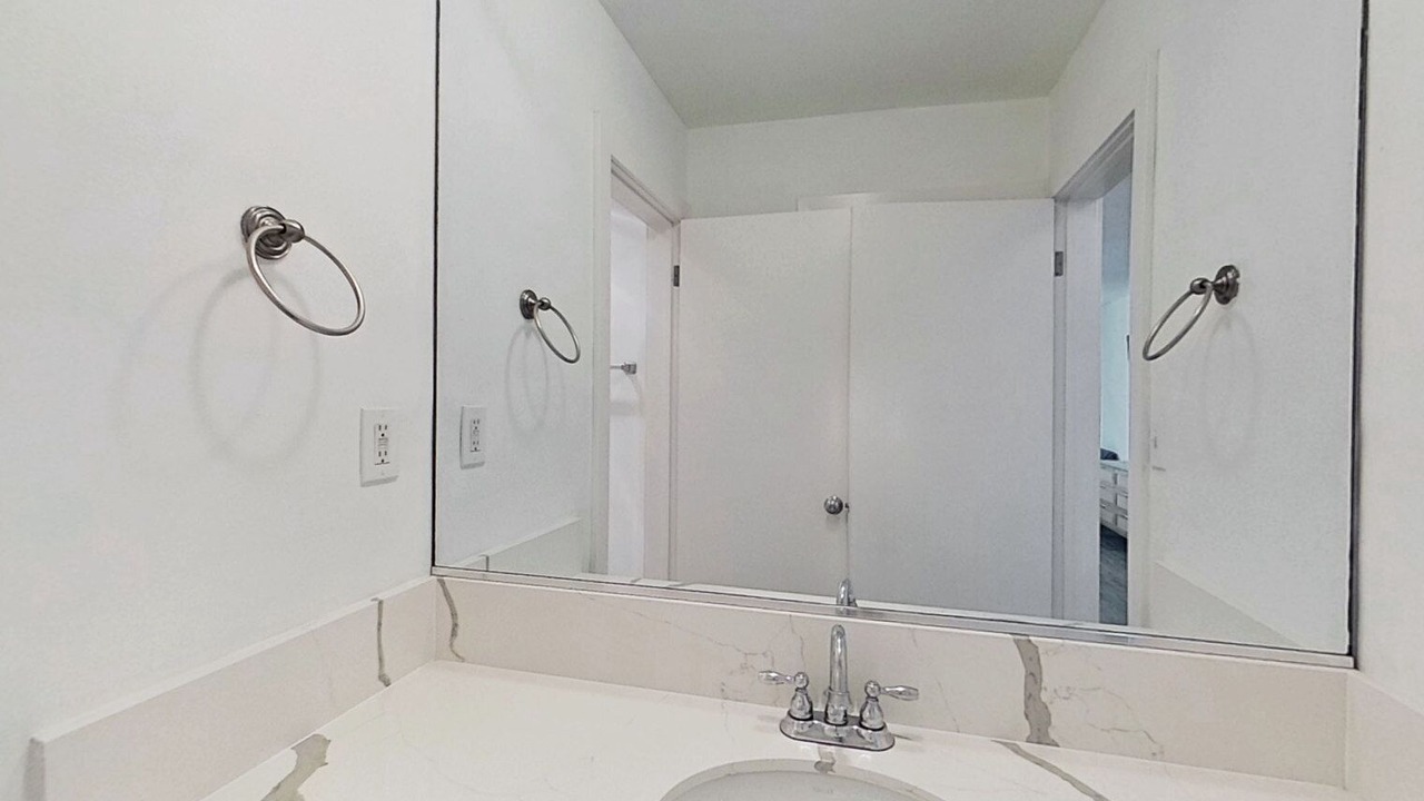 Photo of Bathroom in Miracle Mile