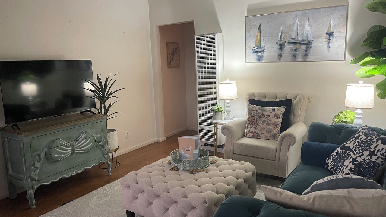 Photo of Livingroom in The Mesa