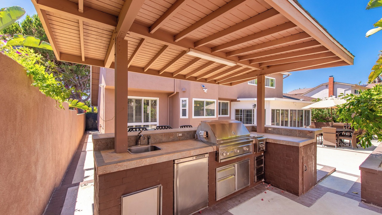 Photo of Patio Balcony in Ladera Heights