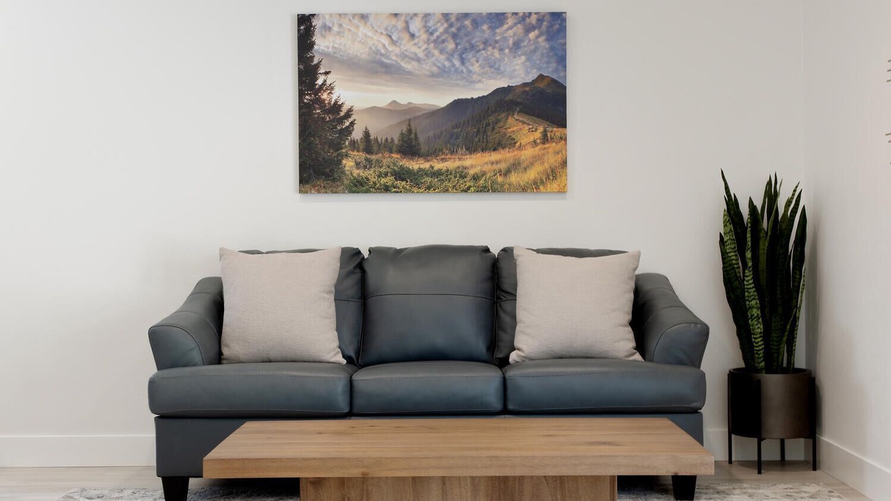 Photo of Livingroom in Canyon Country