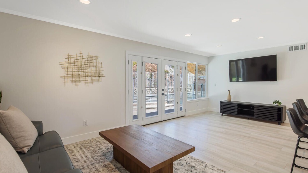 Photo of Livingroom in Canyon Country