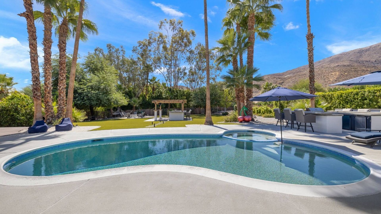 Photo of Outdoor in Magnesia Falls Cove