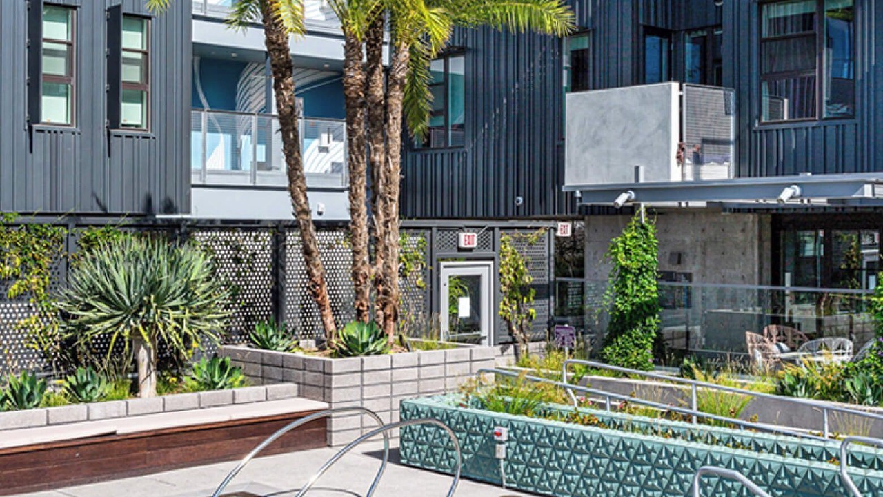 Photo of Outdoor in Hollywood