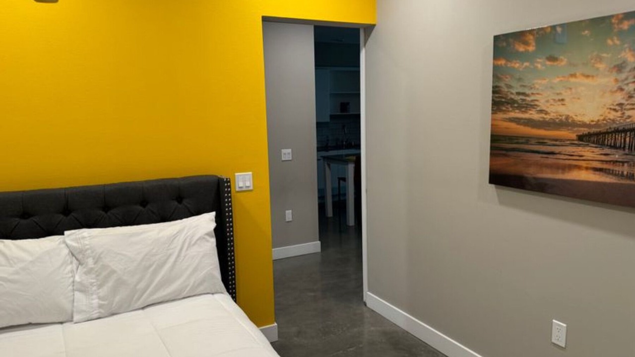 Photo of Bedroom in Hollywood