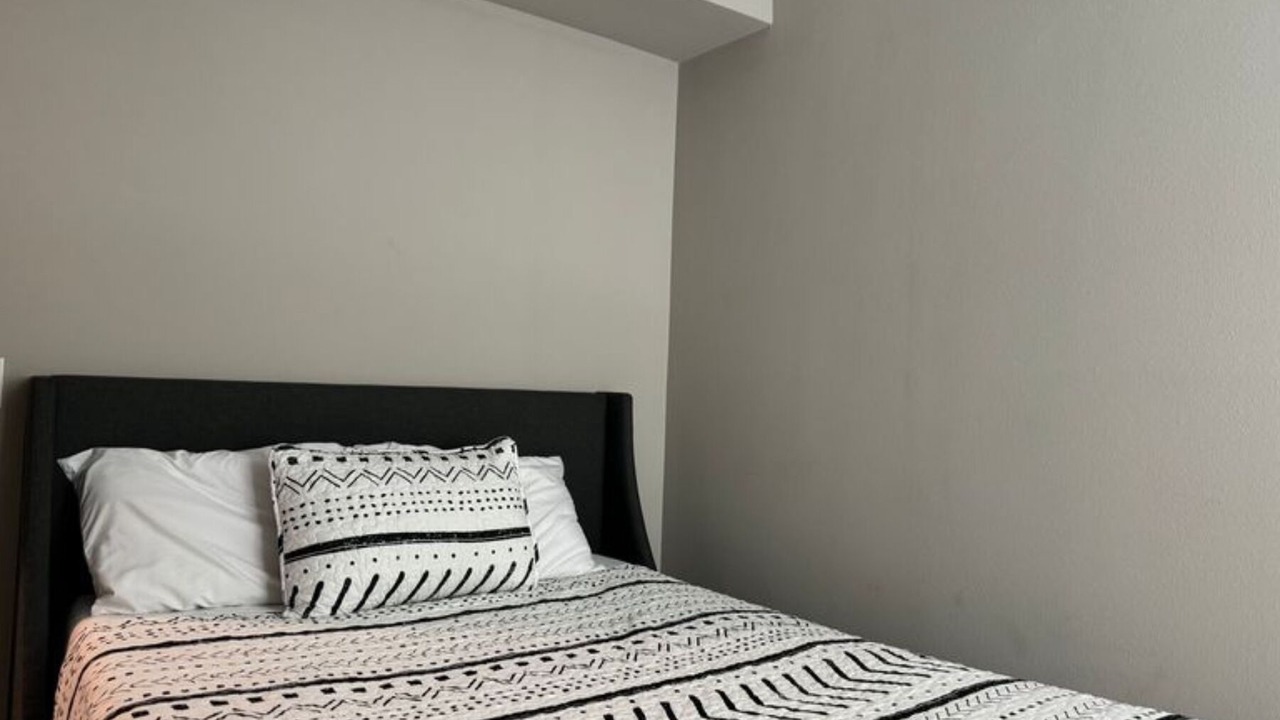Photo of Bedroom in Hollywood