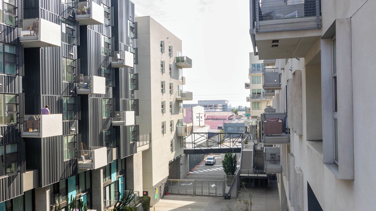 Photo of Patio Balcony in Hollywood