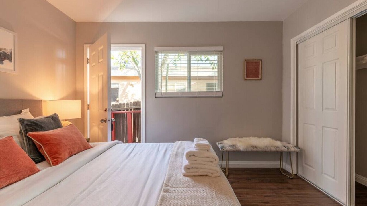 Photo of Bedroom in Del Aire