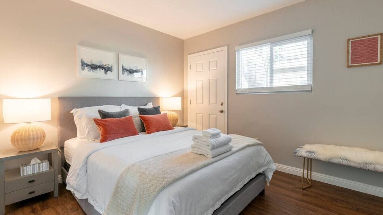 Photo of Bedroom in Del Aire