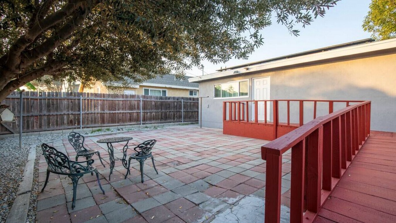 Photo of Patio Balcony in Del Aire