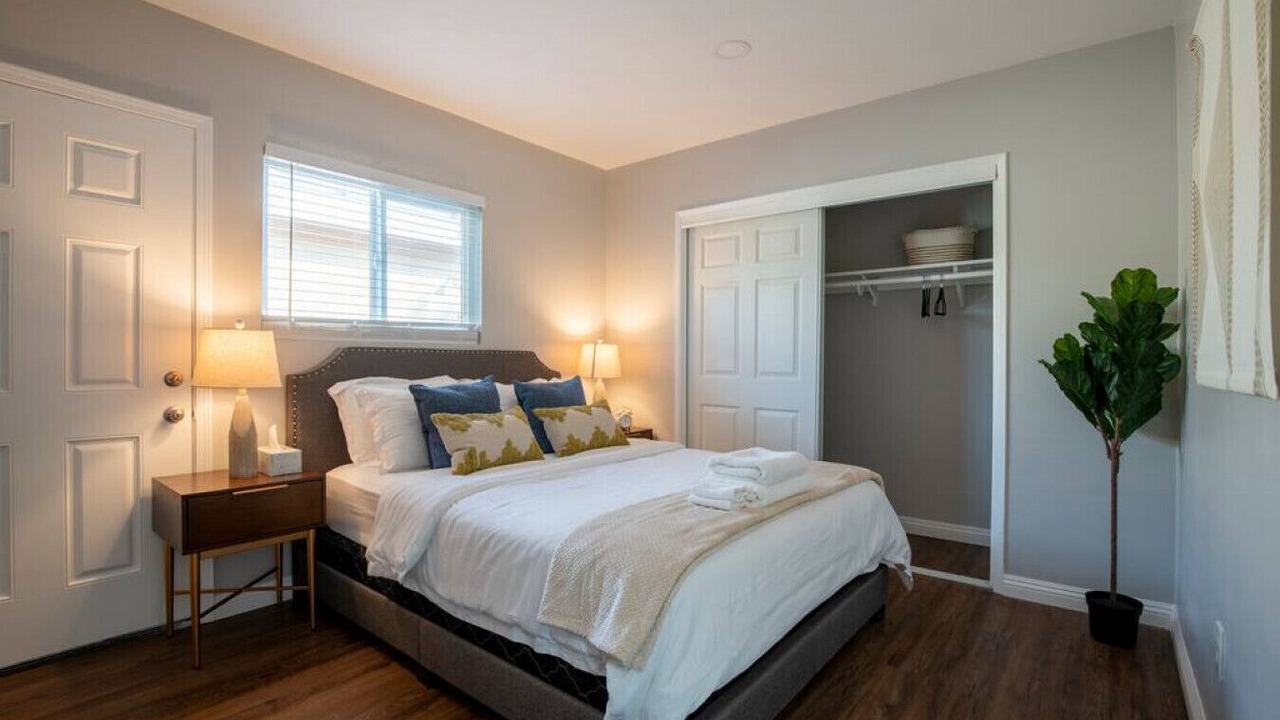 Photo of Bedroom in Del Aire