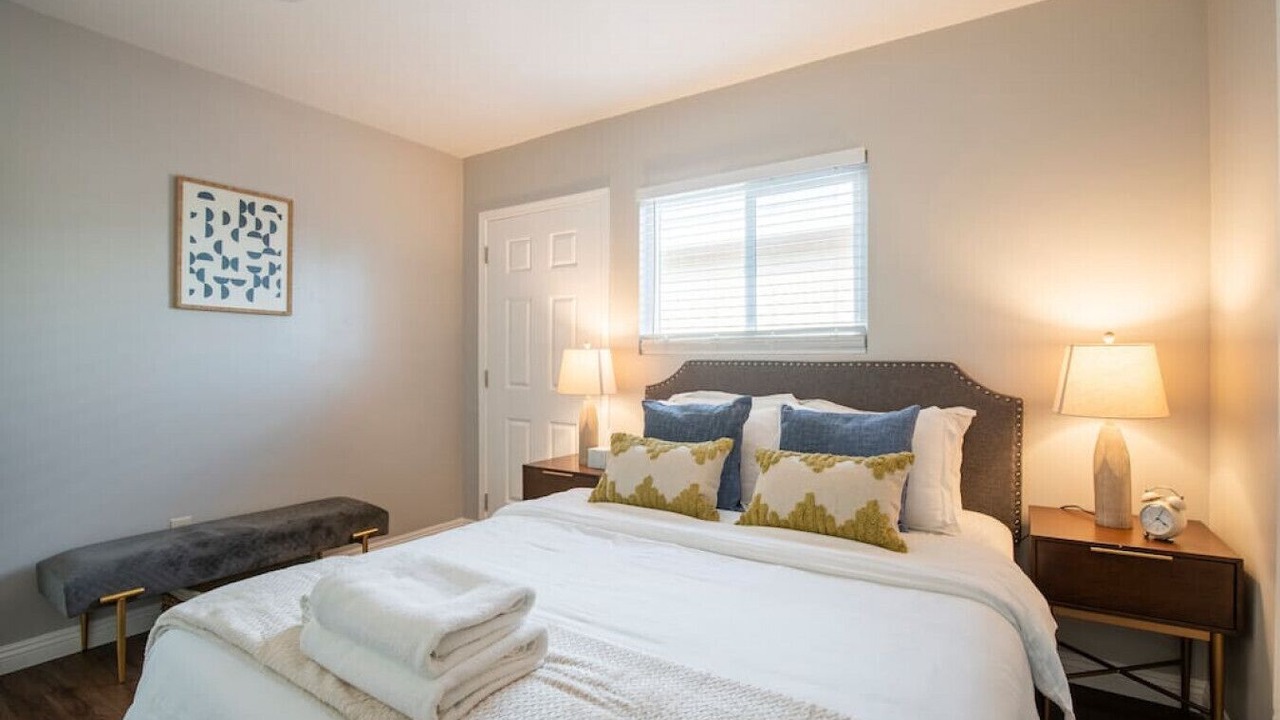 Photo of Bedroom in Del Aire