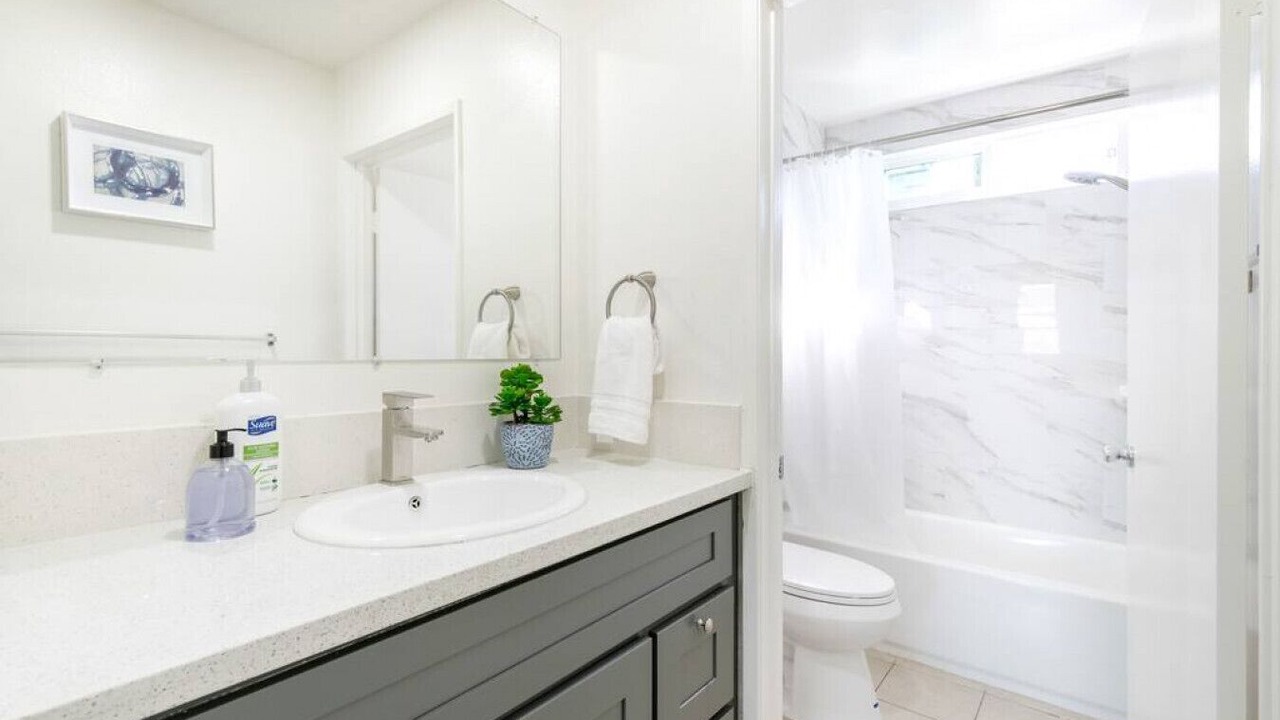 Photo of Bathroom in Alhambra