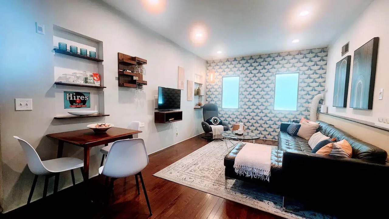 Photo of Livingroom in Elysian Heights