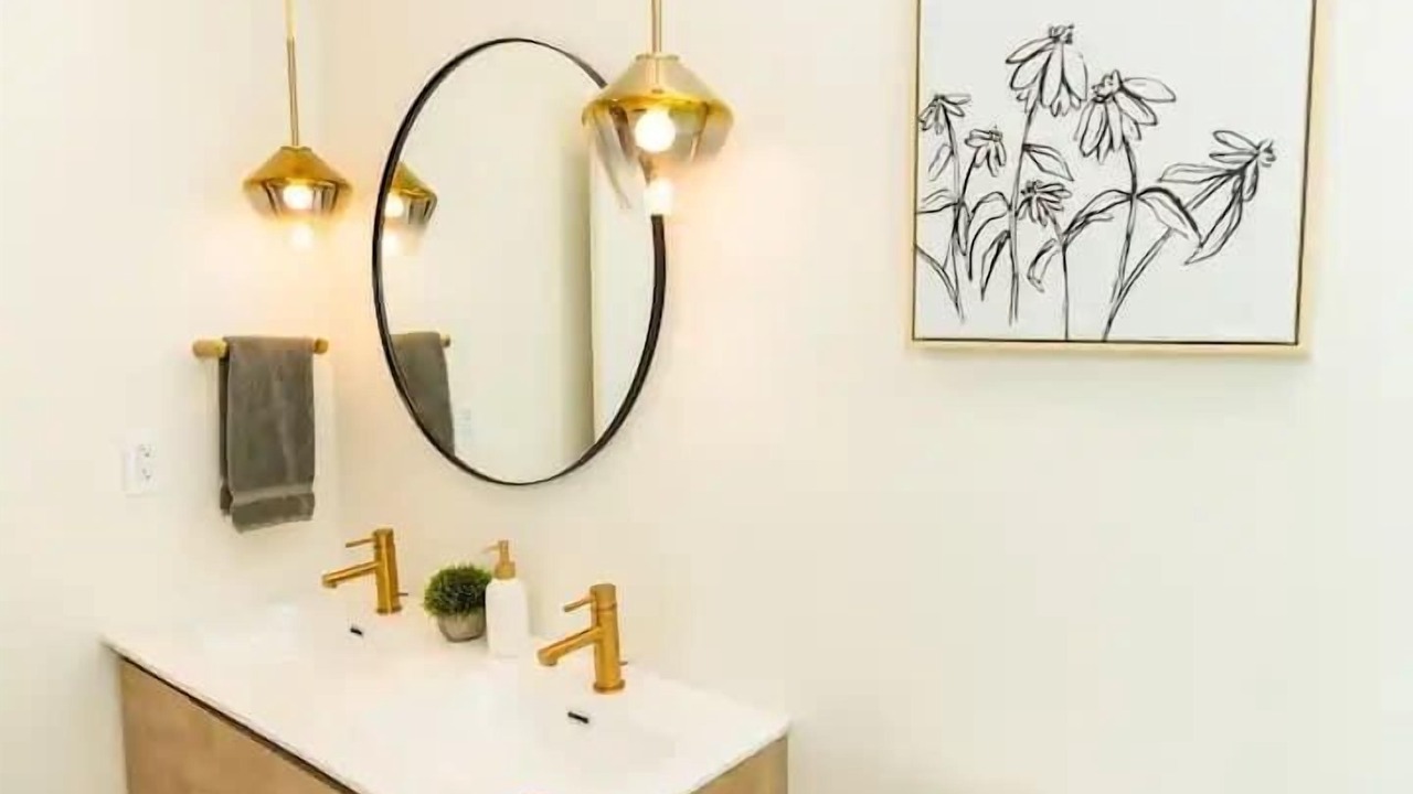 Photo of Bathroom in Little Italy