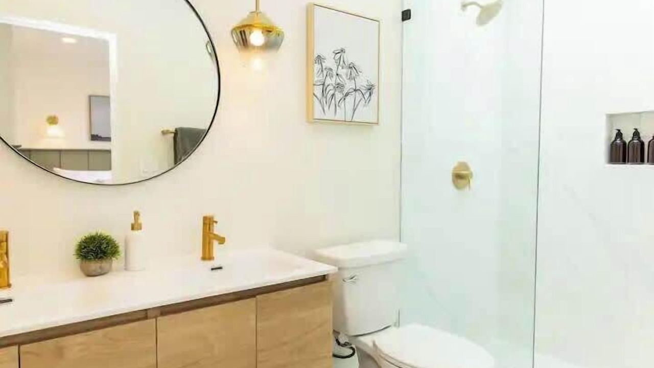 Photo of Bathroom in Little Italy