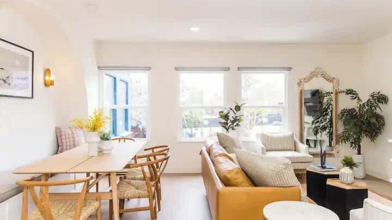 Photo of Livingroom in Little Italy