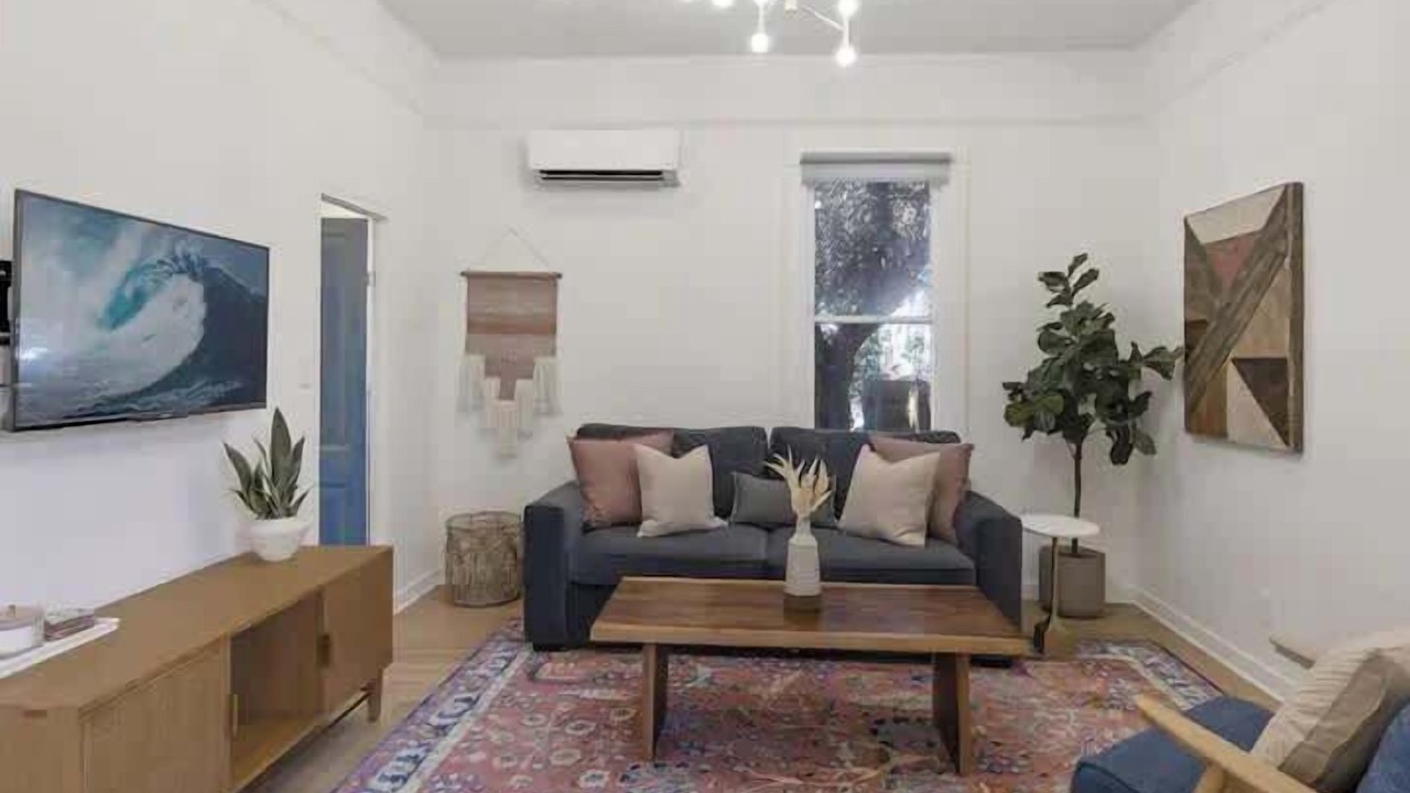 Photo of Livingroom in Little Italy