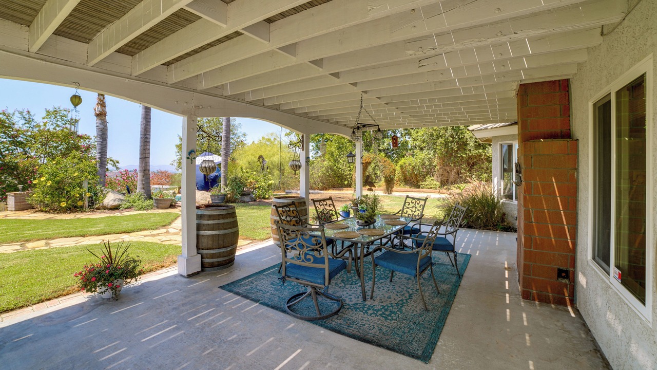 Photo of Outdoor in Estates at Canyon Crest
