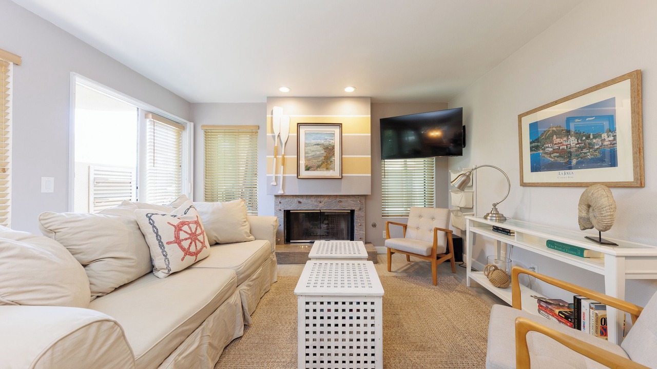 Photo of Livingroom in La Jolla