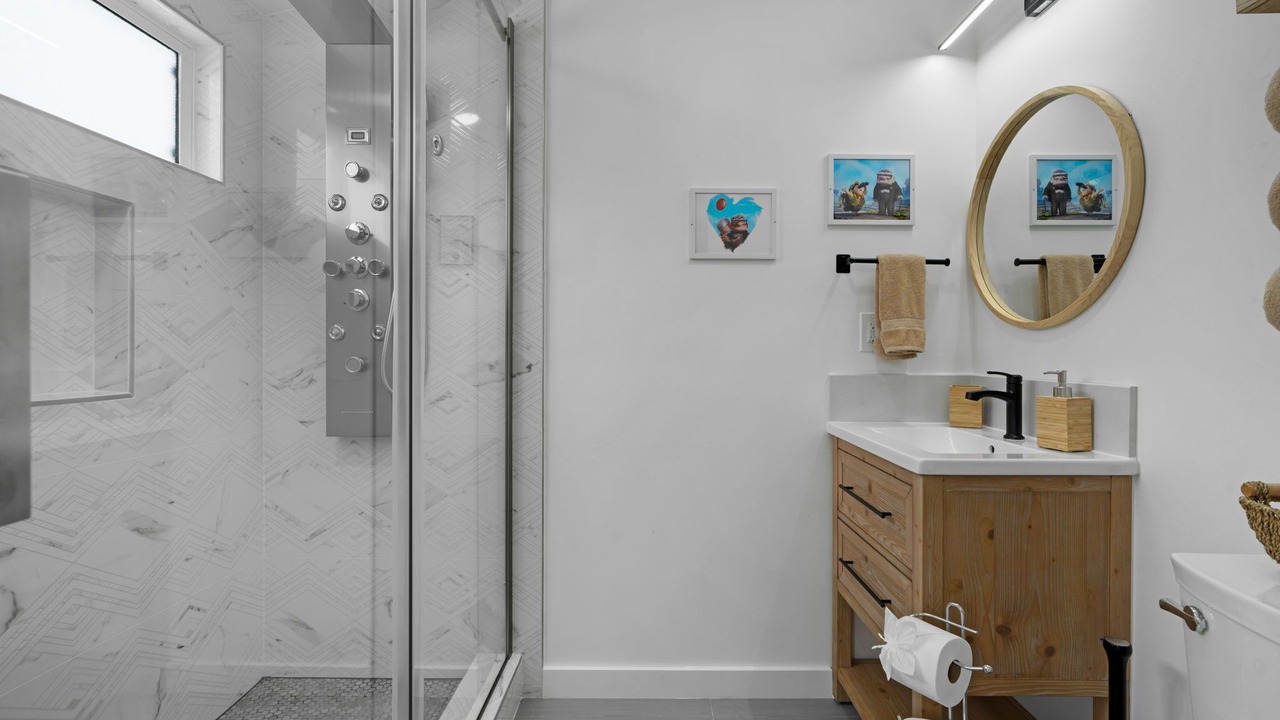 Photo of Bathroom in Southwest Anaheim