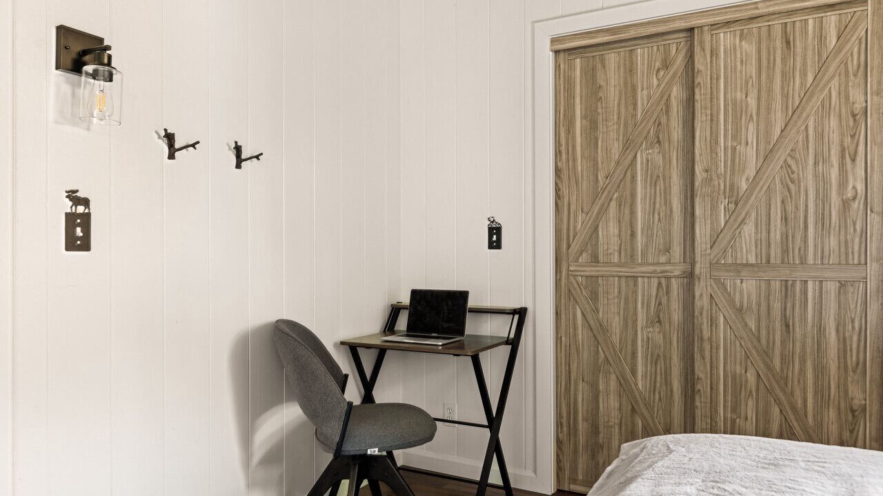 Photo of Bedroom in Arrowhead Villas