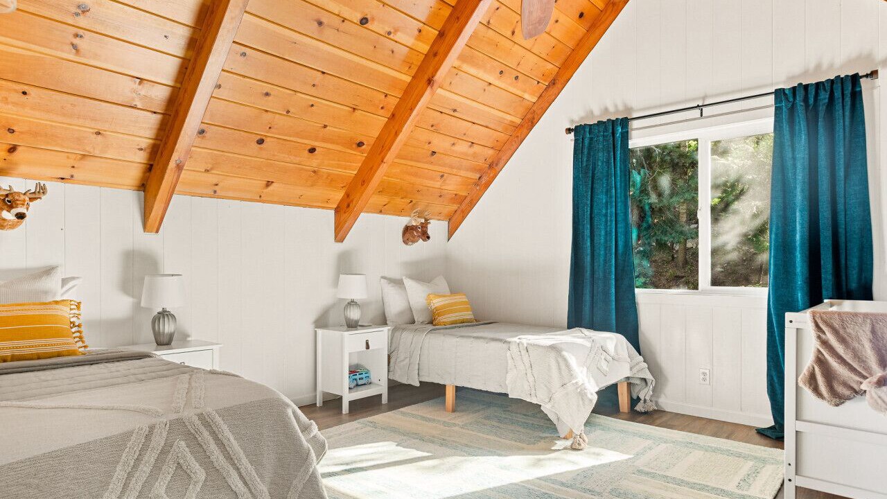 Photo of Bedroom in Arrowhead Villas