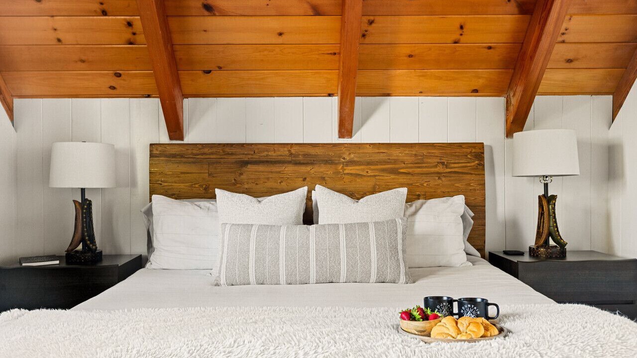 Photo of Bedroom in Arrowhead Villas