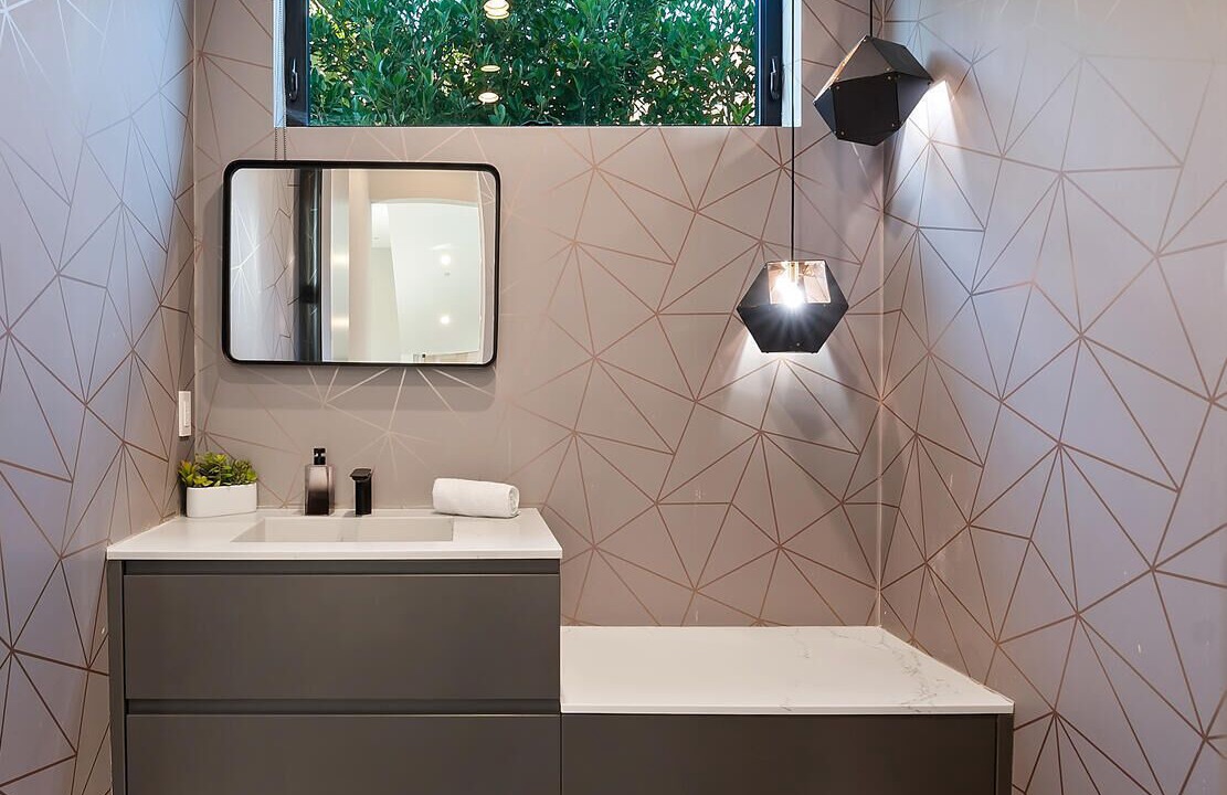Photo of Bathroom in Carthay Circle