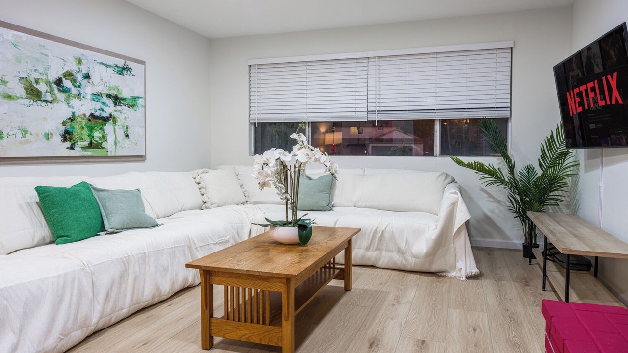Photo of Livingroom in Simi Valley