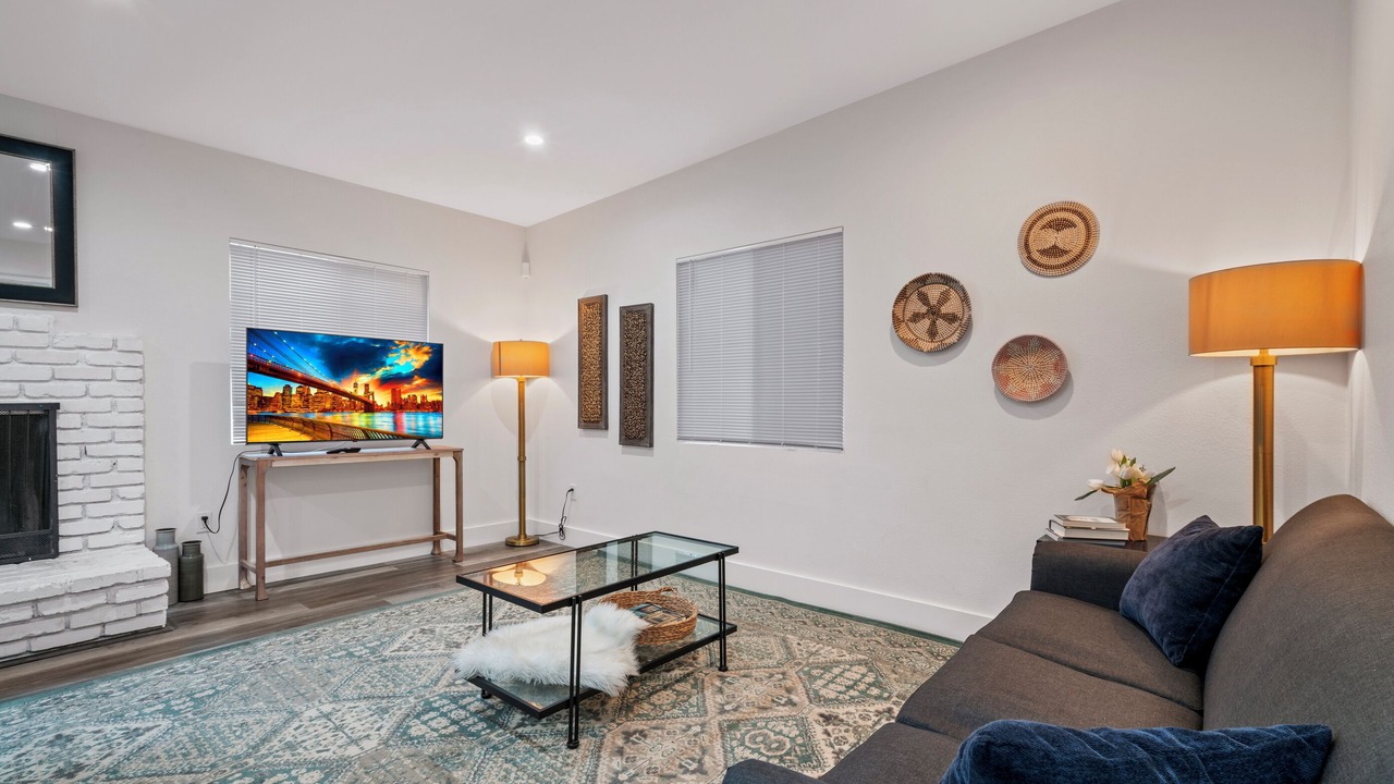 Photo of Livingroom in Whittier