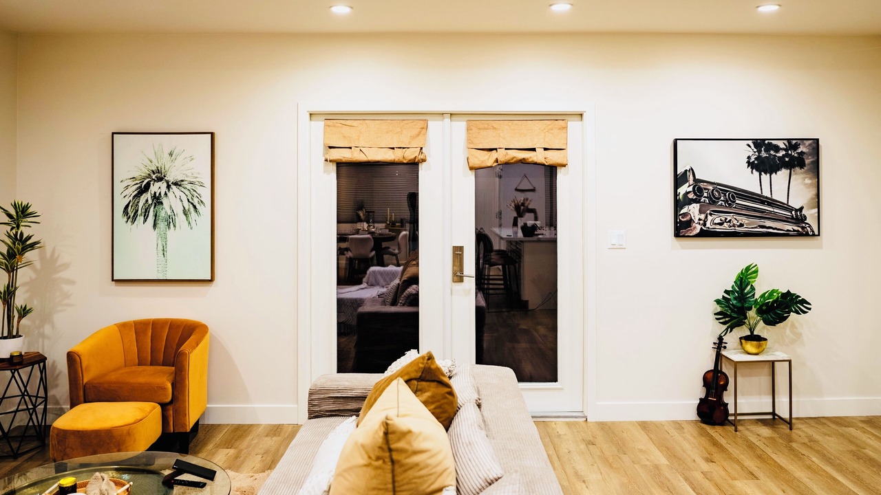 Photo of Livingroom in Burbank