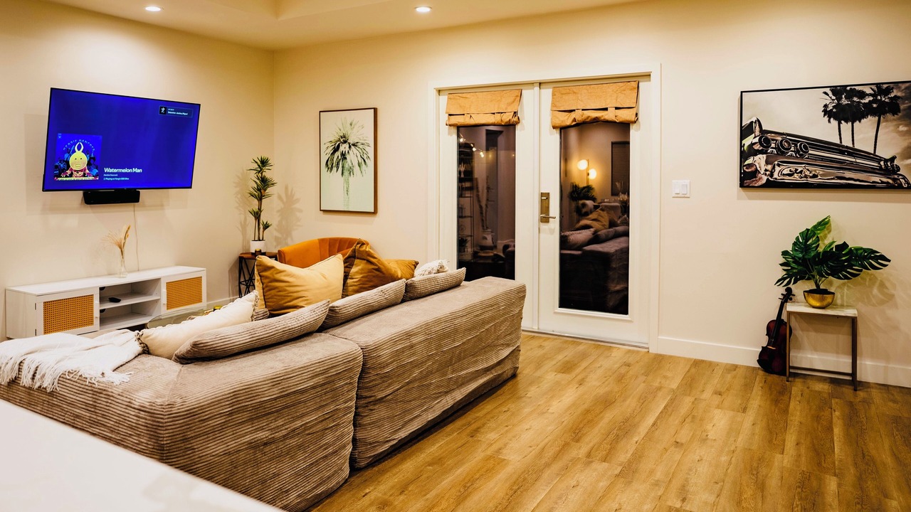 Photo of Livingroom in Burbank