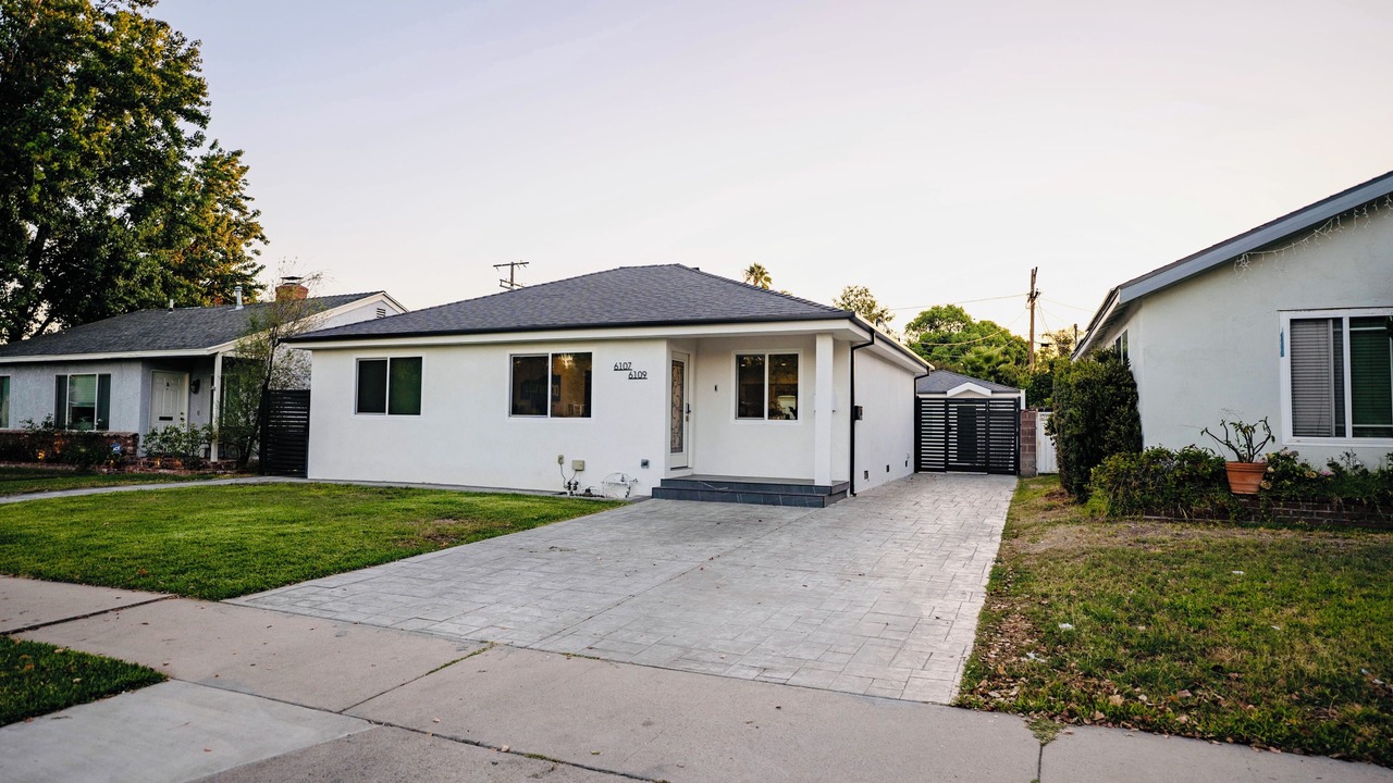 Photo of Outdoor in North Hollywood