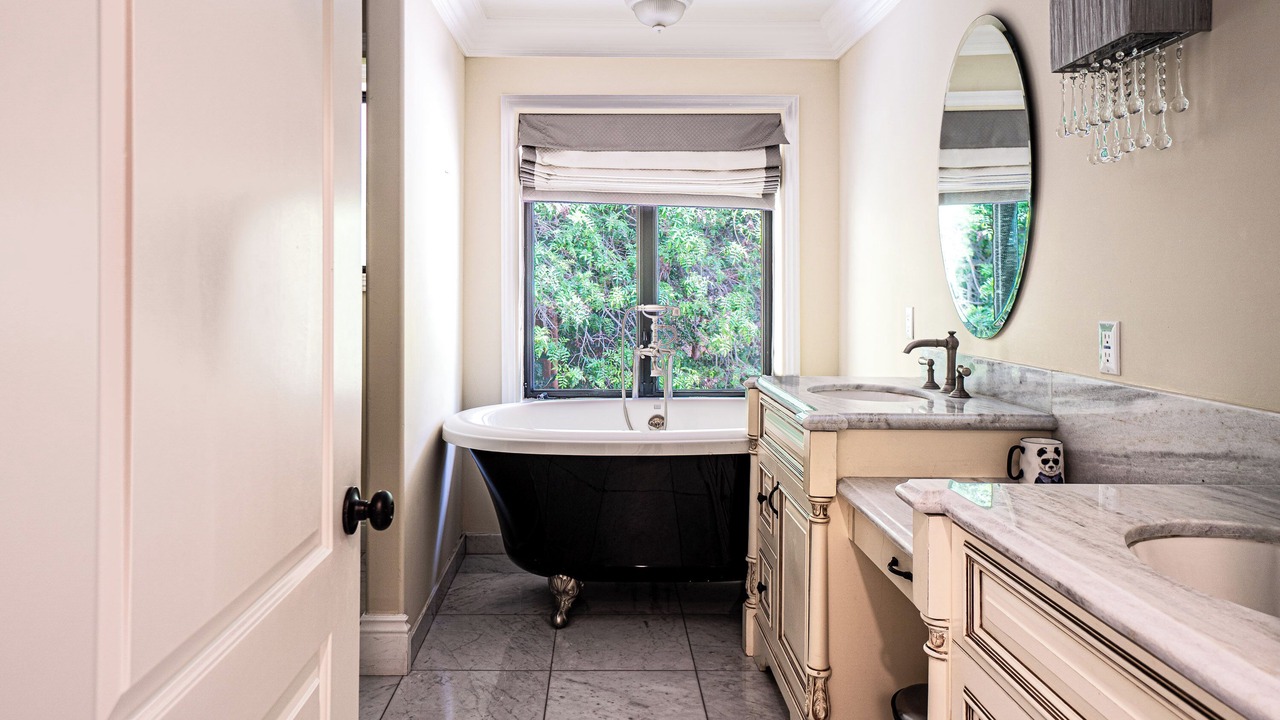 Photo of Bathroom in Palos Verdes Estates