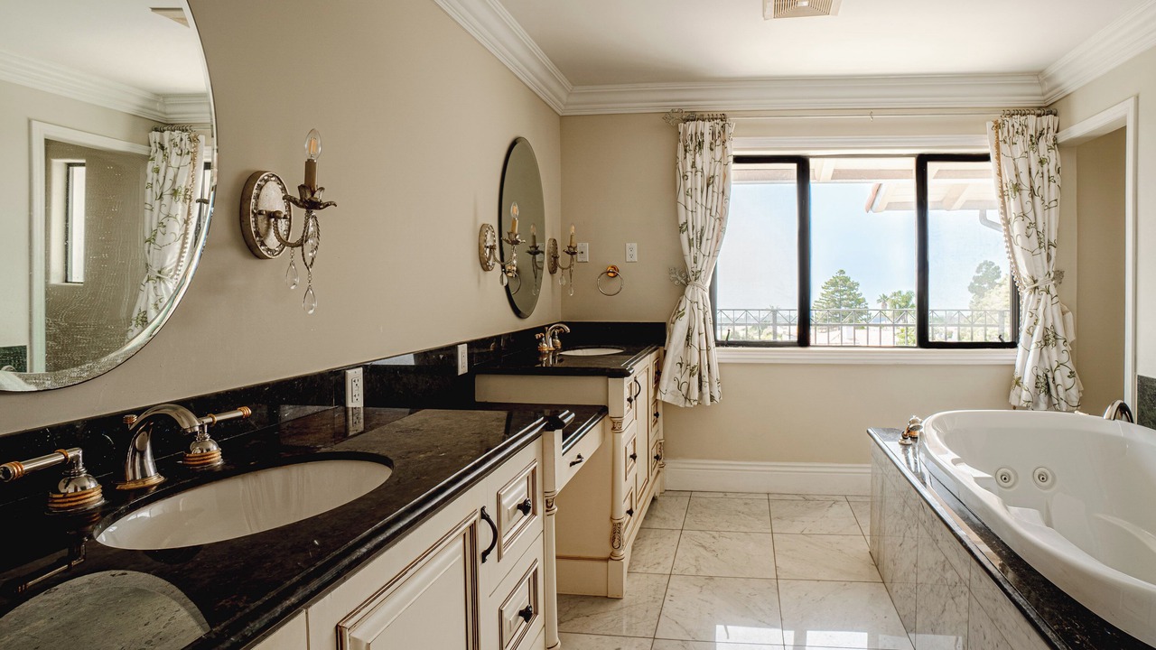 Photo of Bathroom in Palos Verdes Estates
