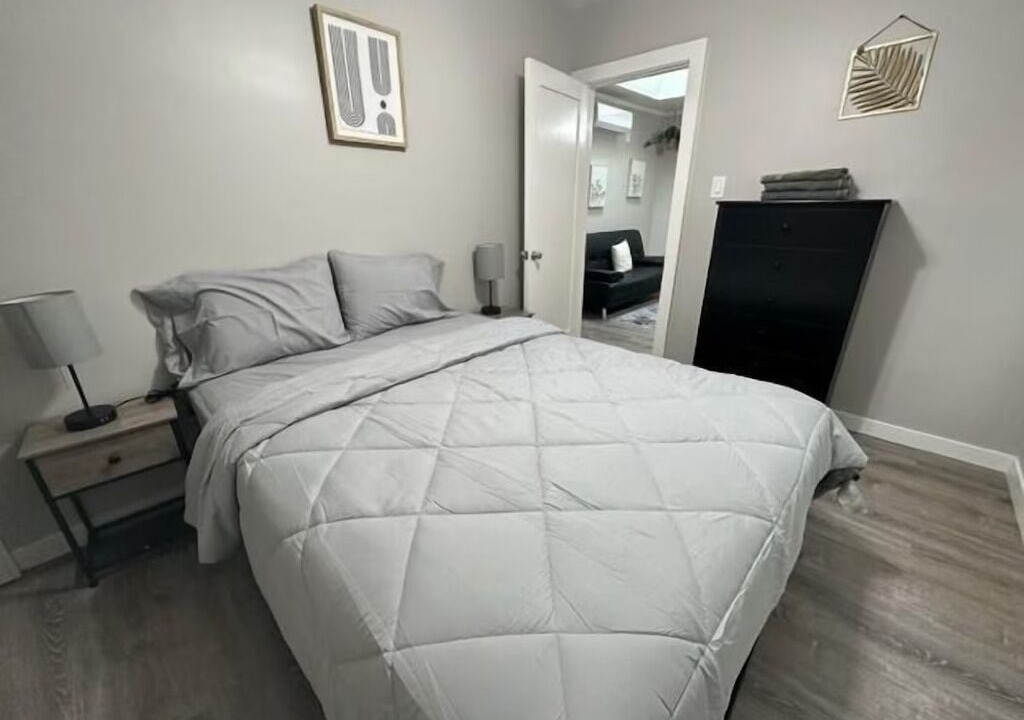 Photo of Bedroom in Los Feliz