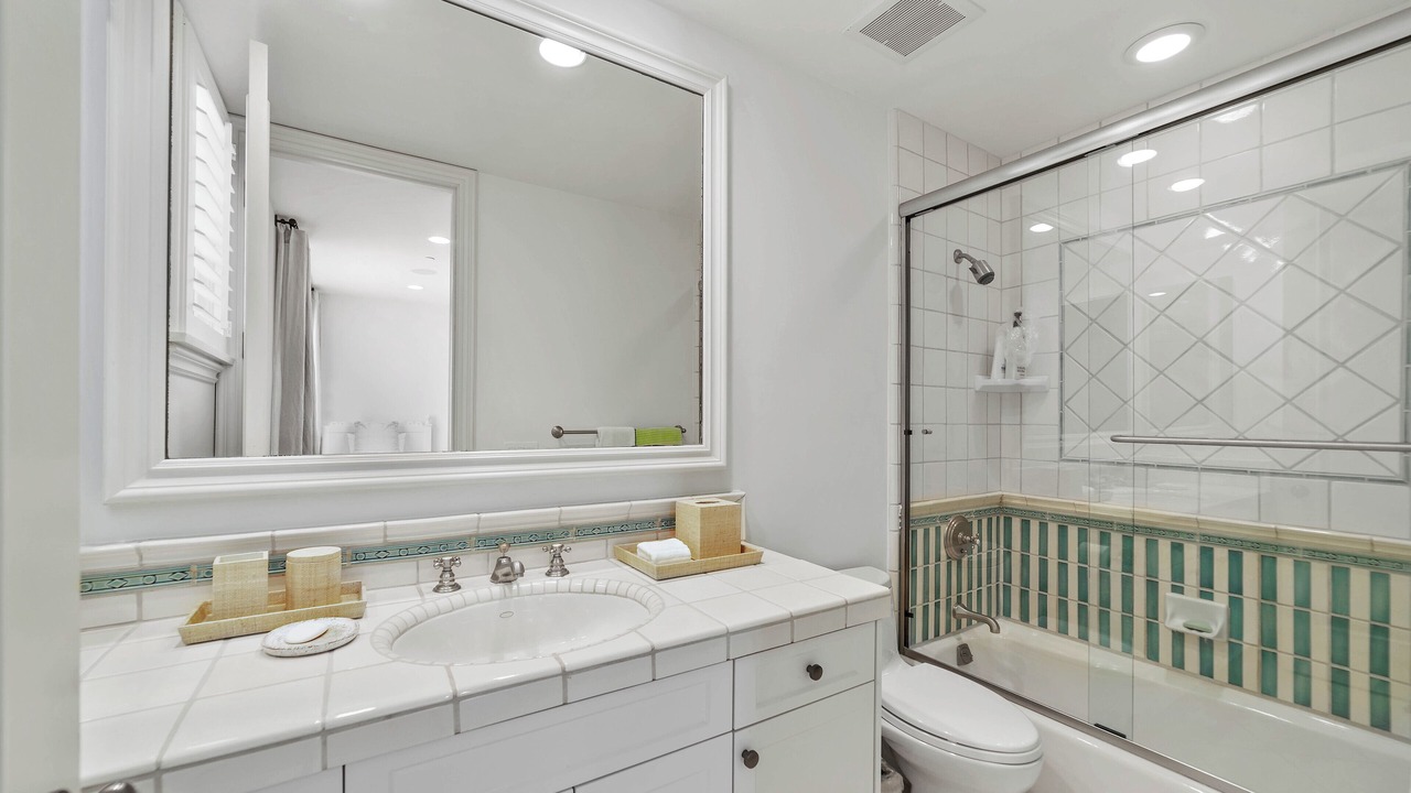 Photo of Bathroom in Western Malibu