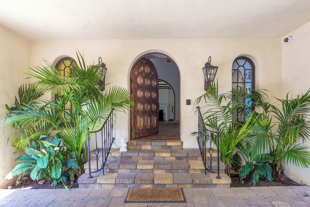 Photo of Outdoor in Beverly Hills
